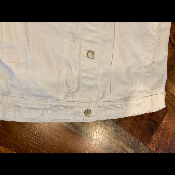 BDG (UO) White Denim Distressed Hip Length Vest - Picture 7 of 7